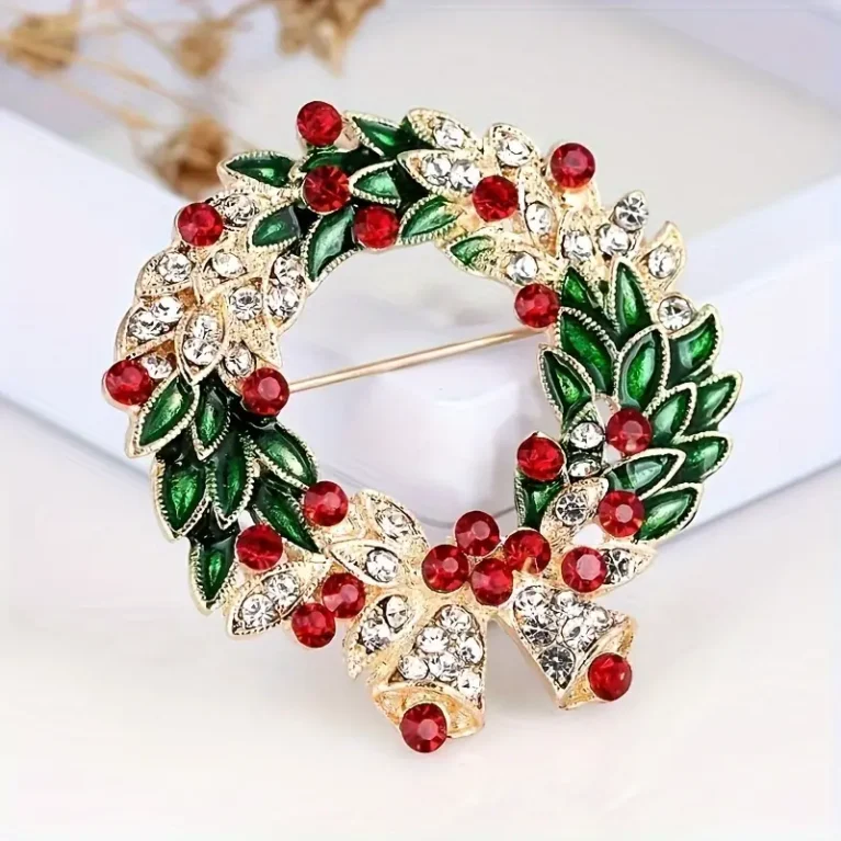 Festive - Christmas Brooch