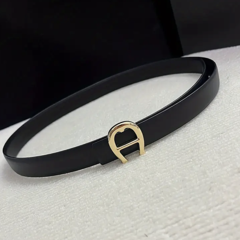 Fashionable Reversible Leather Belt